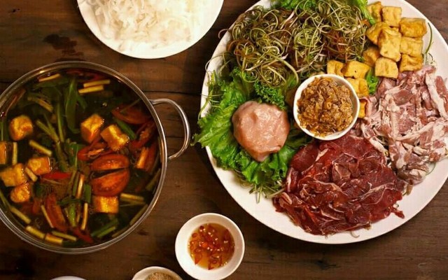 Quán Lẩu Ông Già - Set Lẩu Ngon - Phố Nguyễn Đình Tứ