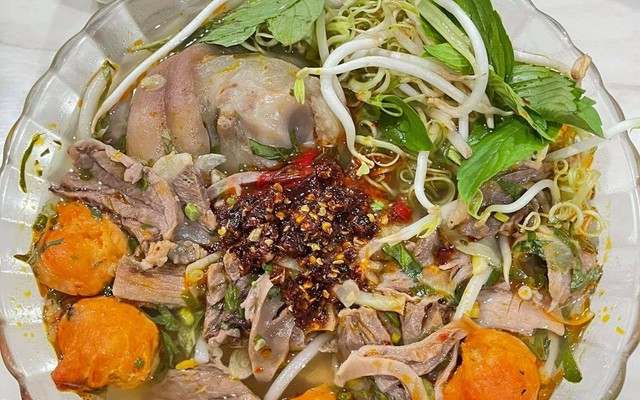 Hủ Tiếu & Bún Bò Cô Mai - Lê Quang Định