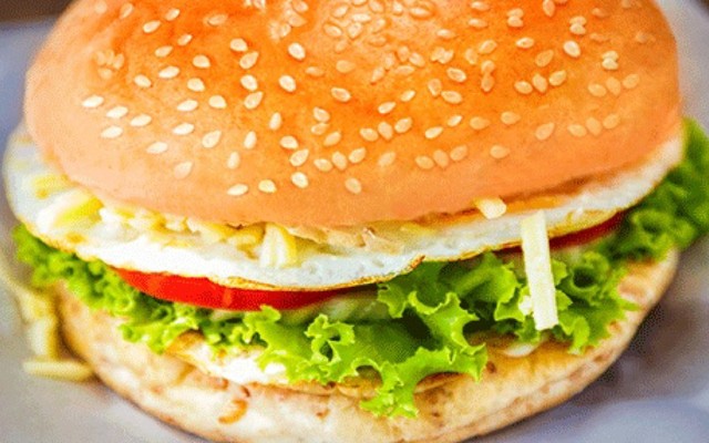 Ruby - Coffee, Tea & Hamburger - Lạc Long Quân