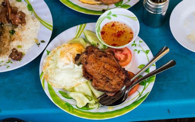 Ăn Sáng Mai Trân - Đường Số 7