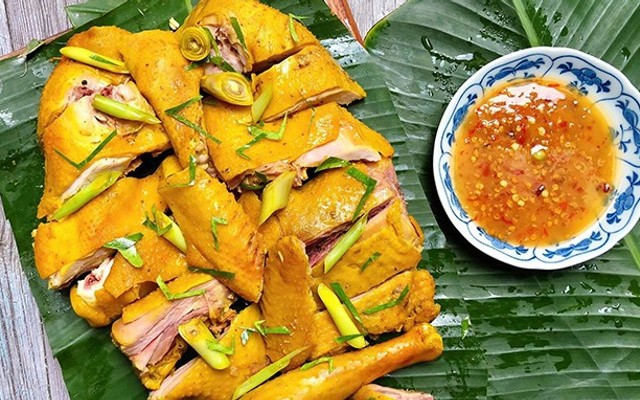 Cửa Hàng Gà Luộc, Gà Ủ Muối - Nguyễn Lương Bằng