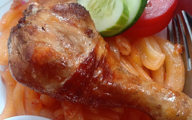 Cơm Gà Hai Duyên - Trần Quốc Toản