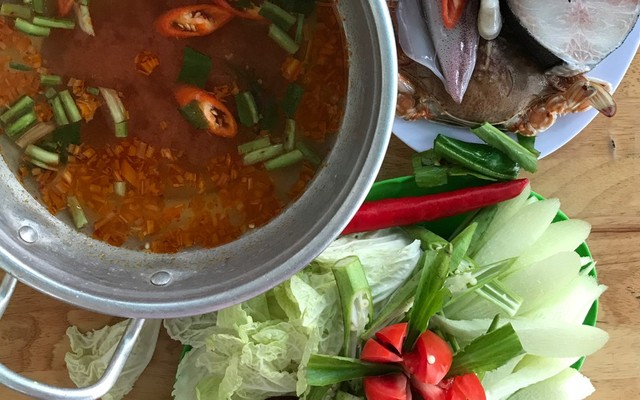 Lâm Ghẹ Quán - Nguyễn Thị Tồn