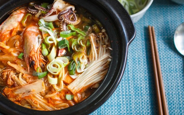 Mỳ Cay Hàn Quốc Cheoeum - Lê Thanh Nghị