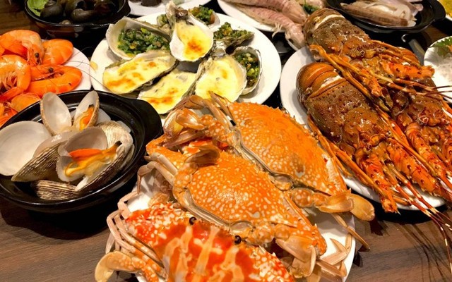 Bếp Nhà Đăng Quân - Chuyên Hải Sản - Trần Hoàng Na