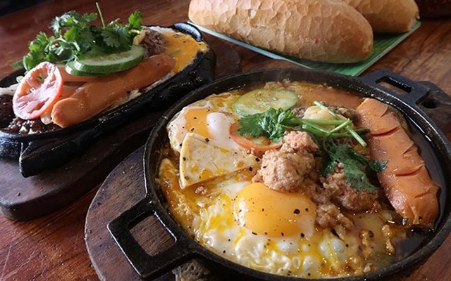 Cô Mèo - Bánh Mì Chảo & Xôi Các Loại