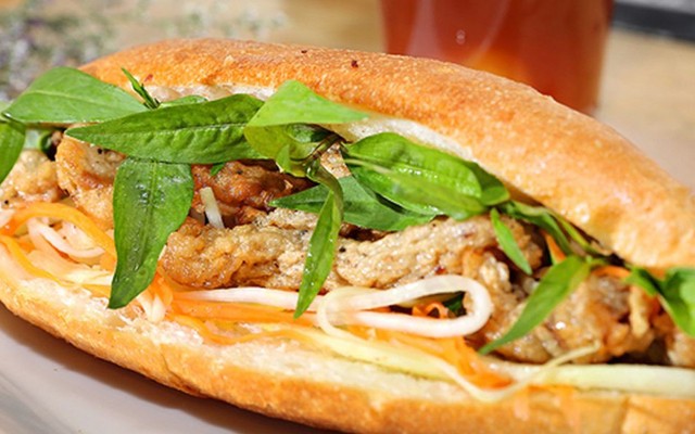 Win Bread - Bánh Mì Chả Cá