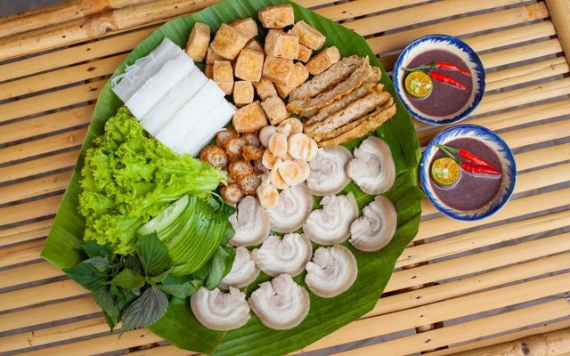 Bún Đậu Mắm Tôm A Quang - Đường 30/4