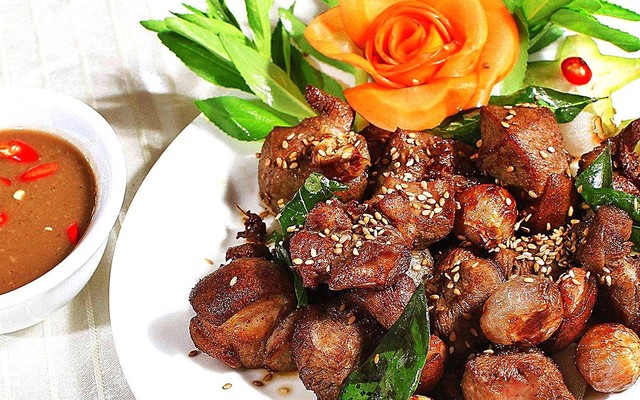 Đặc Sản Dê Núi Tiến Lý Ninh Bình - Tứ Liên