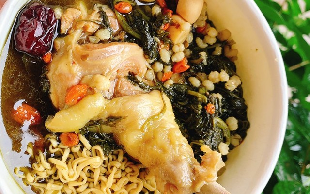 Bếp Nhà Meow - Bánh Bao & Mỳ Gà Tần