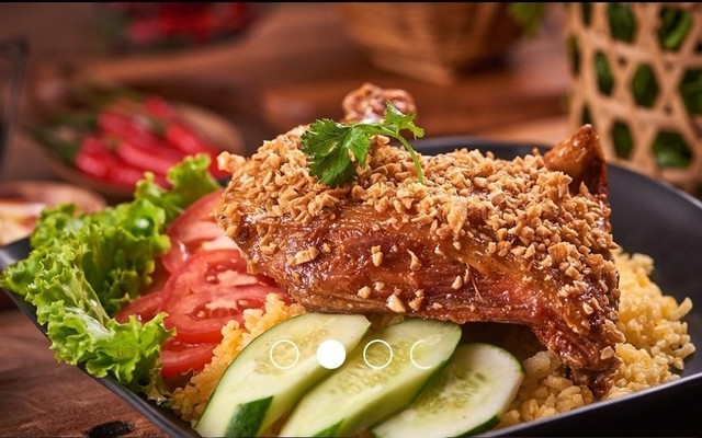 Cơm Gà Xối Mỡ Tân Râu - Nguyễn Văn Luông