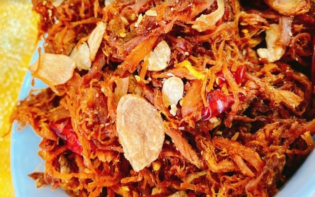 Ăn Vặt Thỏ Nếp - Khô Gà Lá Chanh & Da Heo Mắm Hành