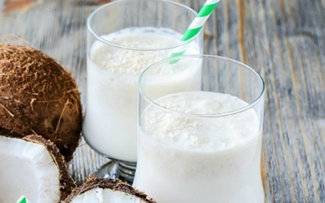 Cô Chánh Dừa - Sinh Tố Dừa - Phó Cơ Điều