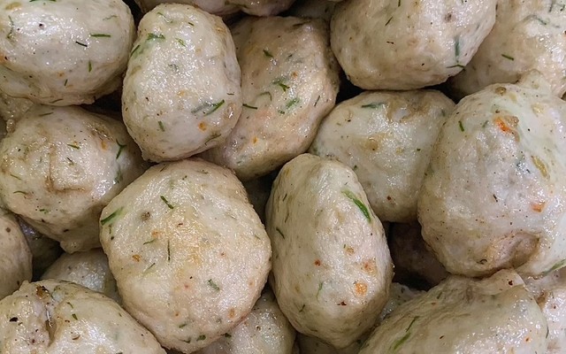 Giò Chả Cô Thảo - 126 Xuân Đỉnh