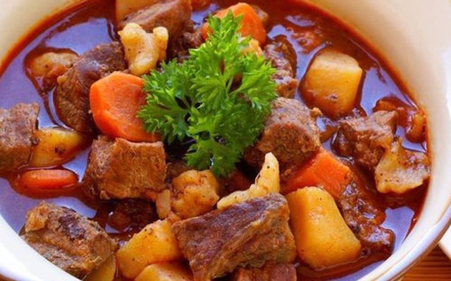 Tú Uyên 1 - Bò Kho - 12 Hoàng Công Chất