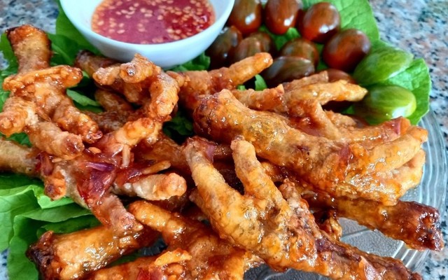 Quán Hẻm 125 - Chân Gà Chiên Nước Mắm - Nguyễn Thị Tần