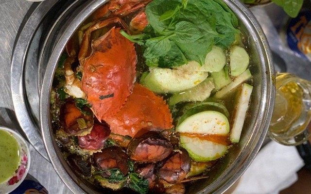 Lẩu Cua Cây Me Gò Vấp - Đường Số 1