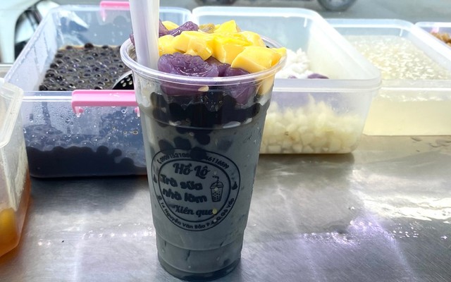 Xiên Que & Trà Sữa Nhà Làm - Hồ Lô Quán