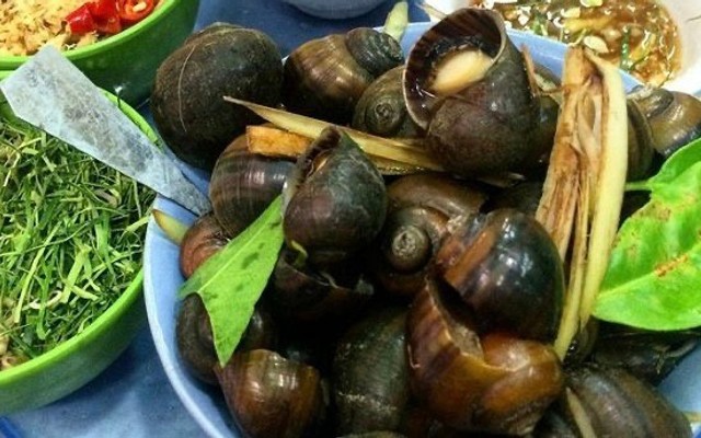 Quán Ốc Bãi Xe Tư Hằng - Đường 29