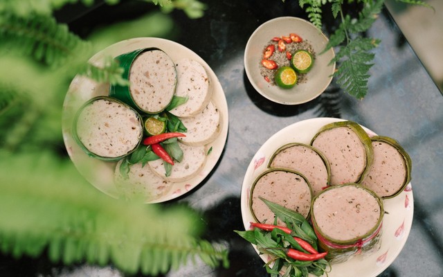 Bánh Mì Chả Lụa & Trà Sữa - Dì Lùn