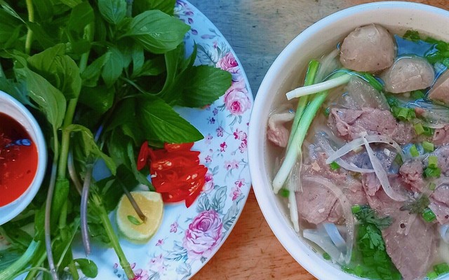 Kim Chi - Điểm Tâm Sáng - Bạch Đằng