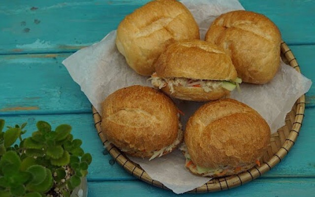NGA.BÁNH MỲ 385 - 385 Nguyễn Văn Linh