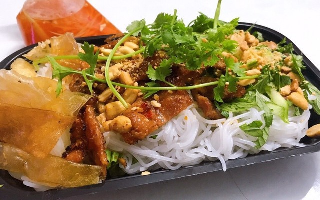 Quán Mẹ Lượng - Cơm Gà & Bún Thịt Nướng - Đồng Nai