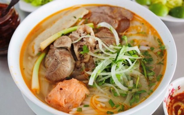 Quán Diệu - Bún Bò Giò Chả