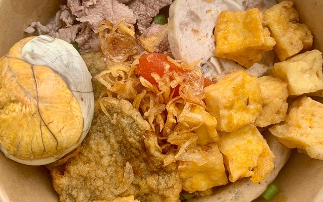 Bún Riêu Cua Út Phương - Trần Khát Chân