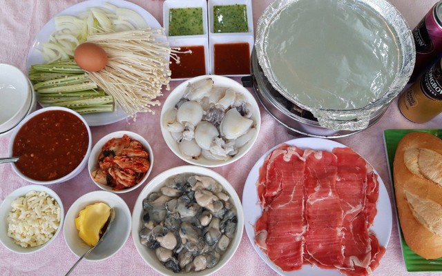 Quán Bò Hàu Sốt Cay Cay - Đường Số 3