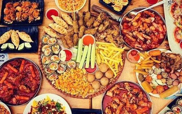 Ăn Vặt Chị Đại - Bến Văn Đồn
