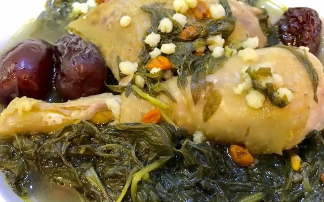 Gà Tần Mũm Mĩm - Bách Khoa