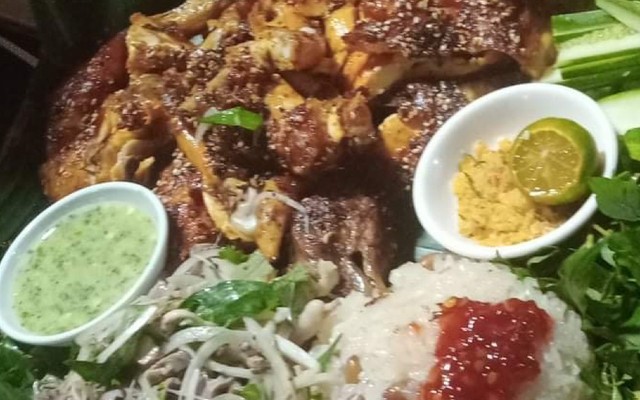 Ô Tí - Gà Nướng - Lê Duẩn