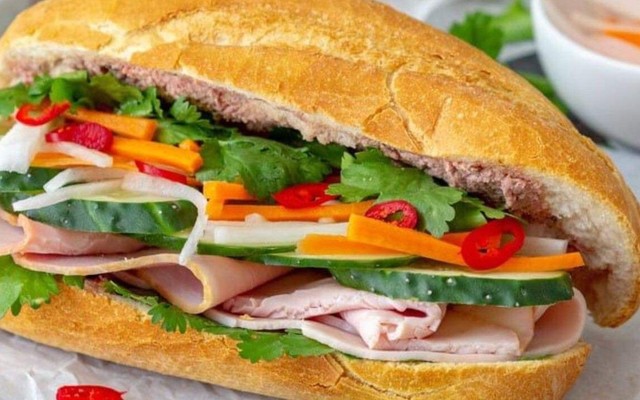Hải Tuyết - Bánh Mì Hà Nội, Xôi Mặn & Bánh Mì - Lê Trọng Tấn