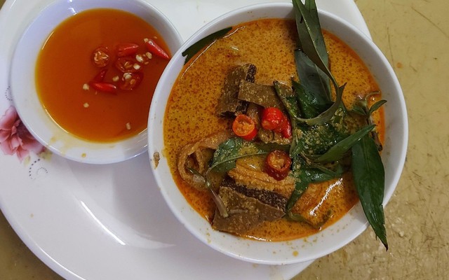 Phá Lấu Bò Tân Định