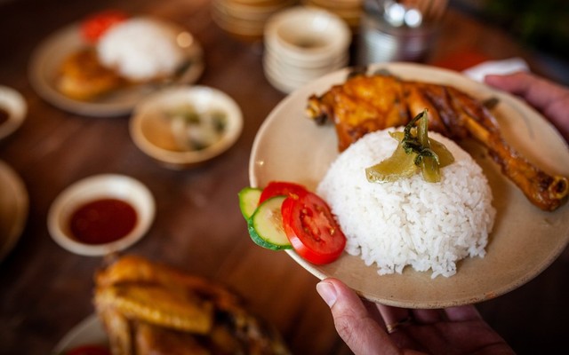 Cơm Tiệm A Vũ - Hùng Vương