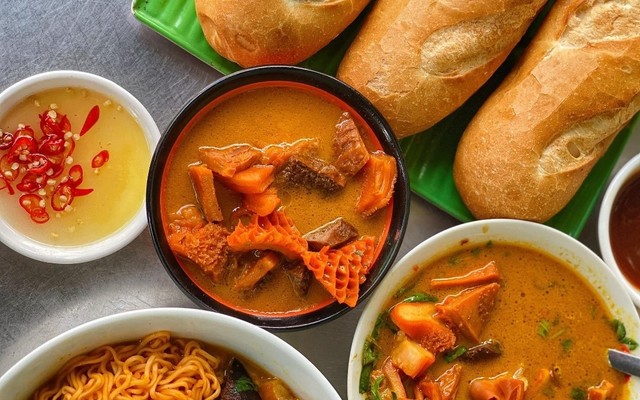 Bếp Afarm - Bún Bò & Phá Lấu - Lê Trực