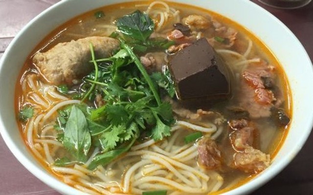 Bún Bò Bà Thìn - Thái Thị Bôi