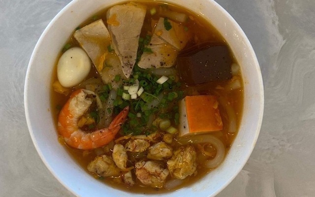 Bánh Canh Cua Ngọc Trinh - Huỳnh Tấn Phát