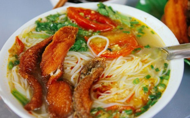 Ngọc Béo - Bún Cá & Phở Gà - Nguyễn Trãi