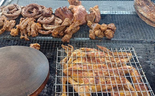 Quán Gió Chiều - Gà Quê & Các Món Nướng - 243 Lê Quảng Chí