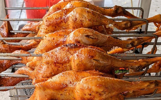 Vịt Gà Nướng Hồng Thái - Thống Nhất