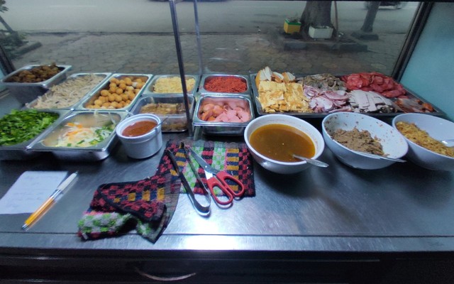 Linh Linh Quán - Phan Đăng Lưu