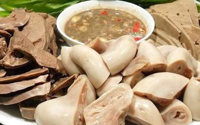 Chị Hạnh - Lòng Dồi & Lòng Rán