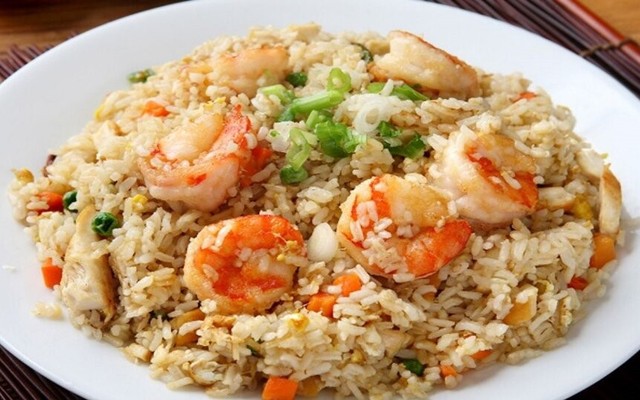 Cơm Cá Biển Đông & Cơm Rang Hải Sản - Đại Linh