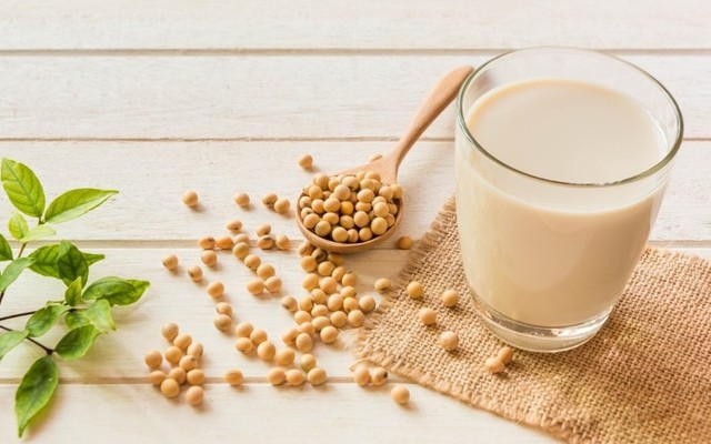 Cô Năm Sữa Đậu Nành - Hoà Hưng