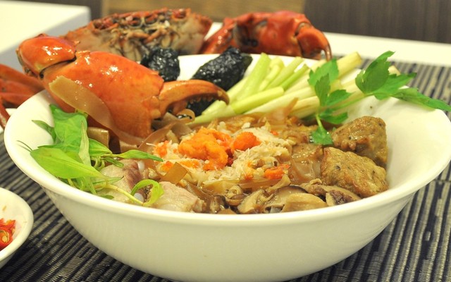 Quán Hải Huyền - Lẩu Cua Bánh Đa - 60 Thanh Sơn