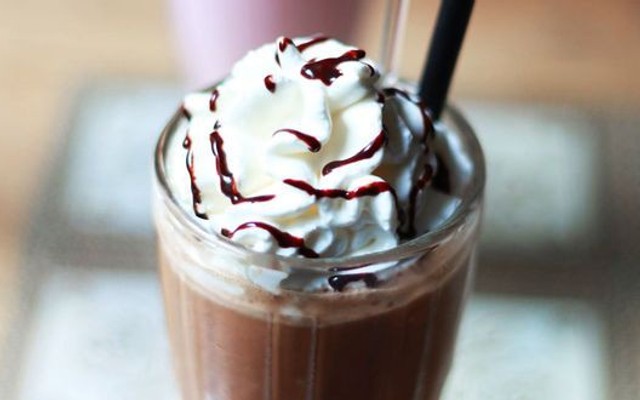 Phủi Cà Phê - 21 Hà Huy Tập