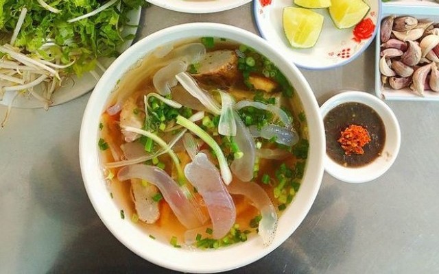 Bún Chả Sứa Nha Trang Diệu - Lê Văn Quới