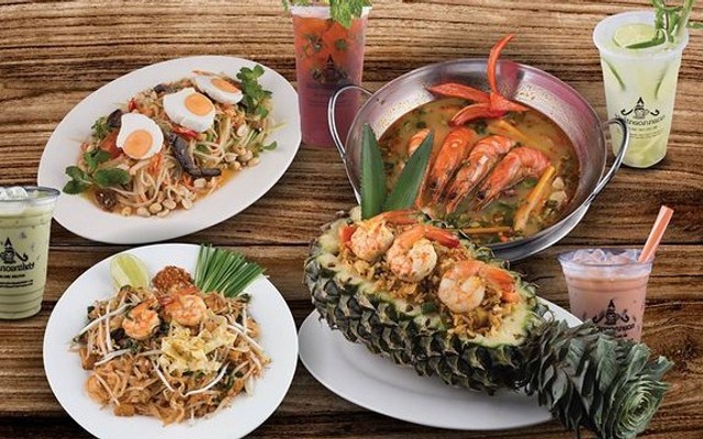 Quán Hải Sản Bên Sông - Xóm Cồn